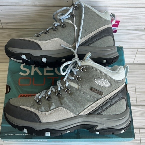 NIB Skechers Trego waterproof boots - Picture 3 of 6
